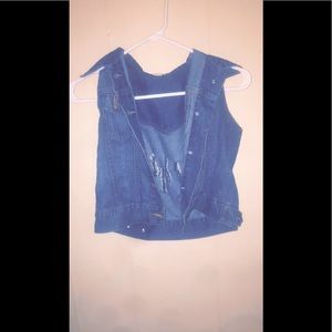 Crop Jean vest ☀️
